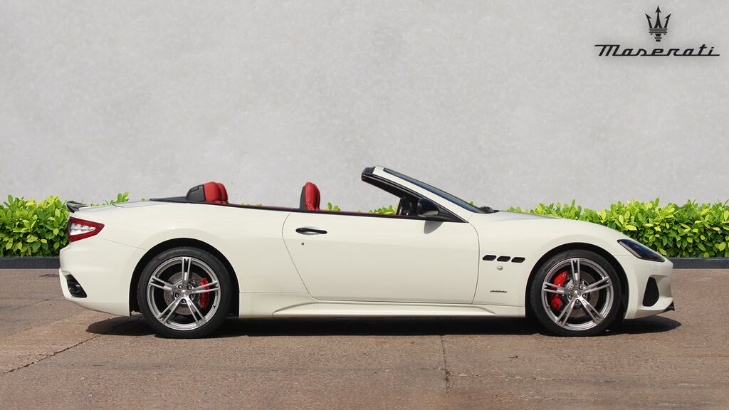 Maserati GranCabrio V8 Sport Mc Shift White #2