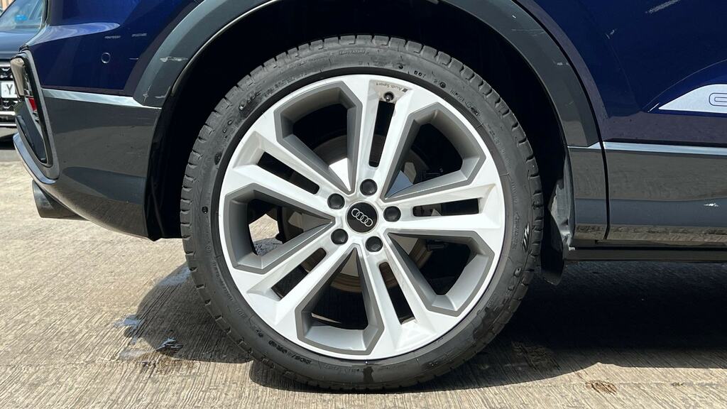 Audi Q2 Sq2 Quattro Vorsprung S Tronic YH73CLZ Blue #5