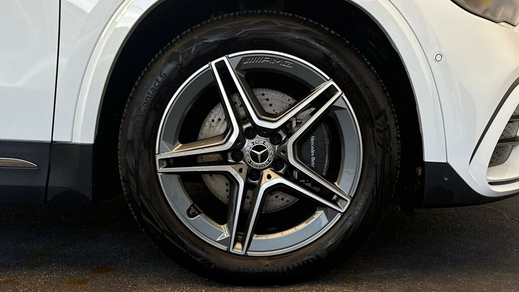 Mercedes-Benz GLA Class Gla 200D Amg Line Executive White #5