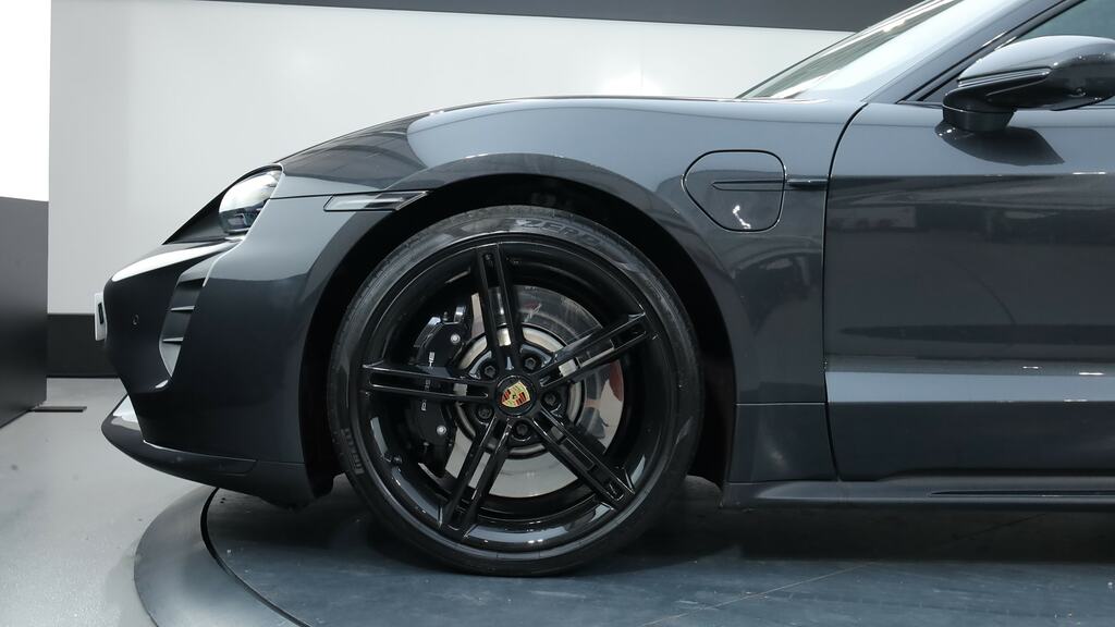 Porsche Taycan 500Kw Turbo 93Kwh LA72CXZ Grey #3