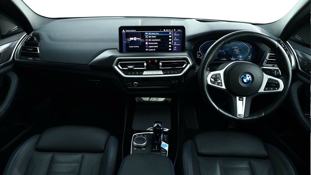 BMW iX3 210Kw M Sport Pro 80Kwh LG72XWX Black #4