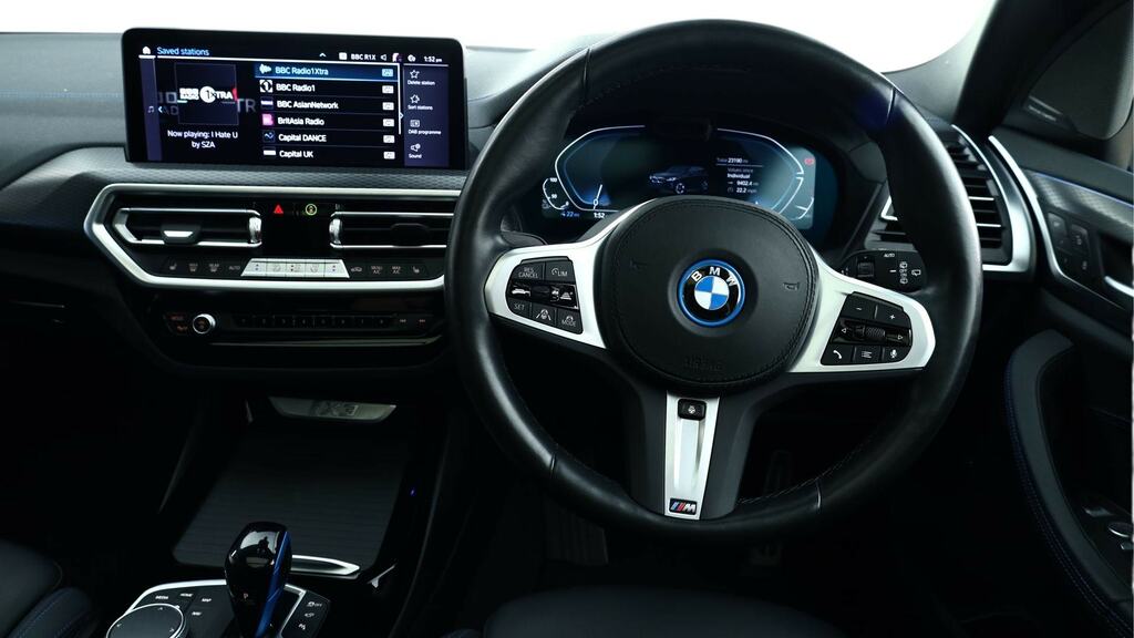 BMW iX3 210Kw M Sport Pro 80Kwh LG72XWX Black #5