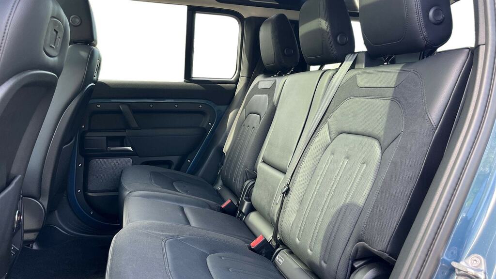 Land Rover Defender 110 2.0 D200 S 110 7 Seat PX70YKD Blue #4