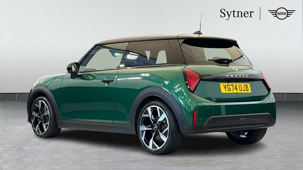 Mini Hatch 1.5 C Exclusive Level 2 YG74UJB Green #2