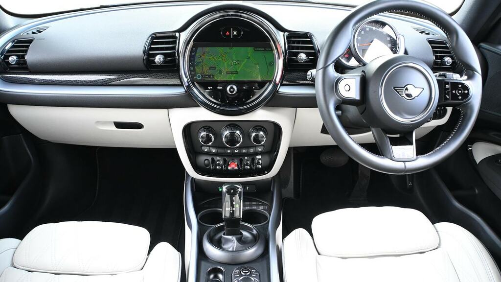 Mini Clubman 1.5 Cooper Exclusive Premium 6Dr BA72FJC Black #4