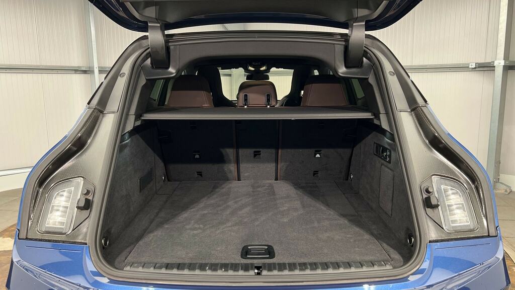 BMW iX 240Kw Xdrive40 M Sport Edition 76.6Kwh MJ72XUL Blue #2