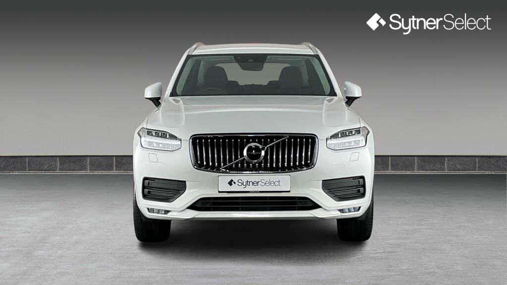 Volvo XC90 2.0 B5p 250 Momentum Awd Gtron HG21BPO White #4