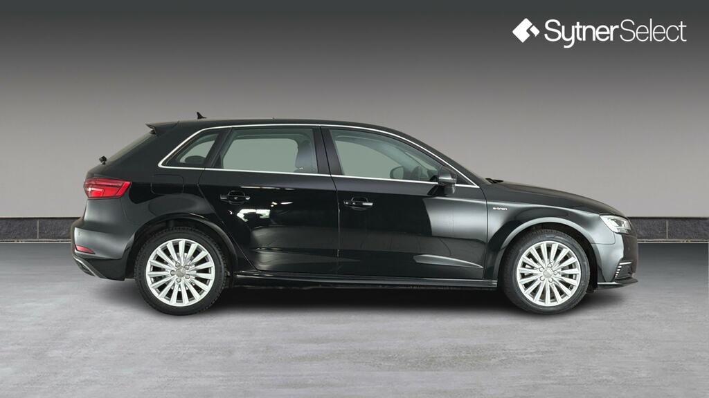 Audi A3 1.4 Tfsi E-tron S Tronic Black #3