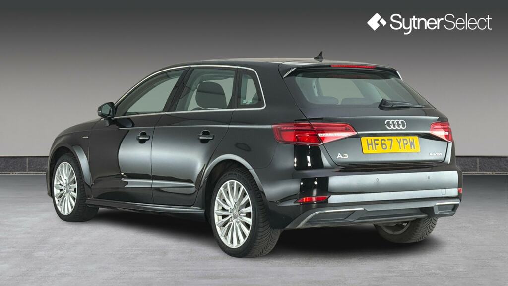 Audi A3 1.4 Tfsi E-tron S Tronic Black #2