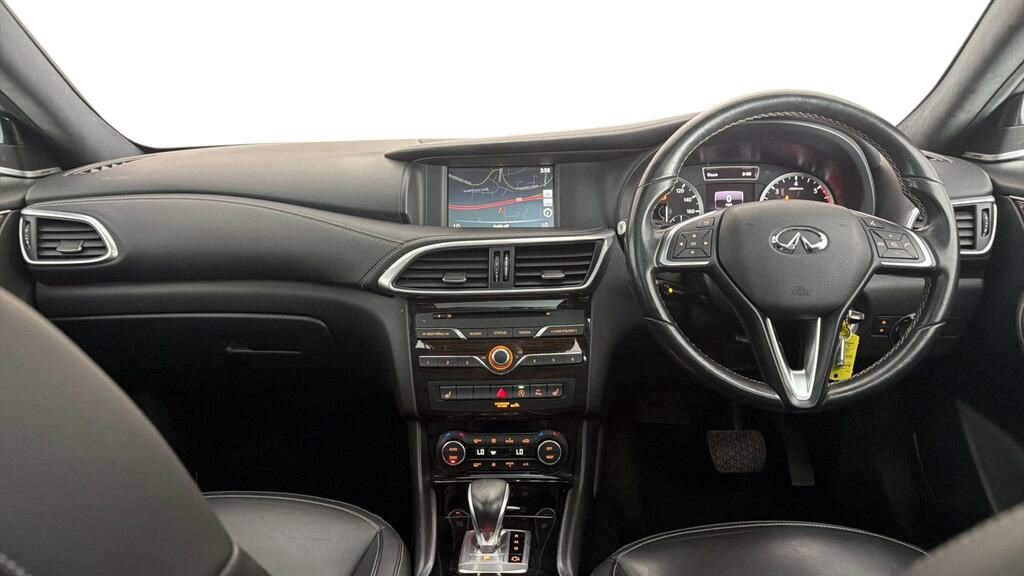 Infiniti Q30 2.2D Premium Tech Dct Awd Silver #6