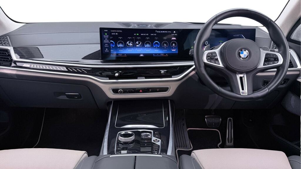 BMW X7 Xdrive M60i Step Ultimate Pack Grey #4