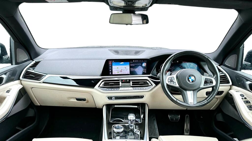BMW X5 Xdrive30d M Sport MY69BUR Black #4