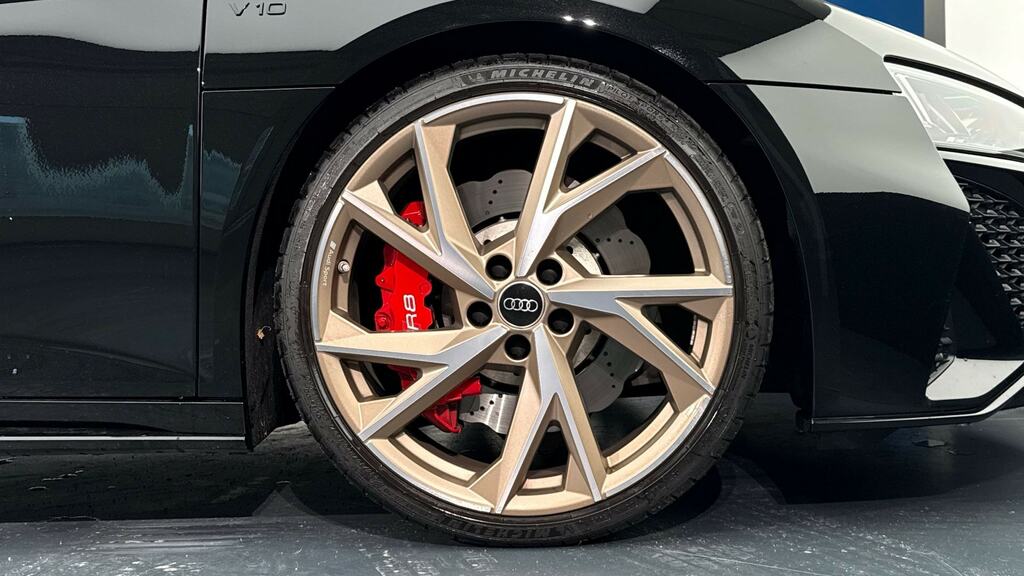 Audi R8 5.2 Fsi 570 V10 Performance Ed S Tronic Rwd Black #5