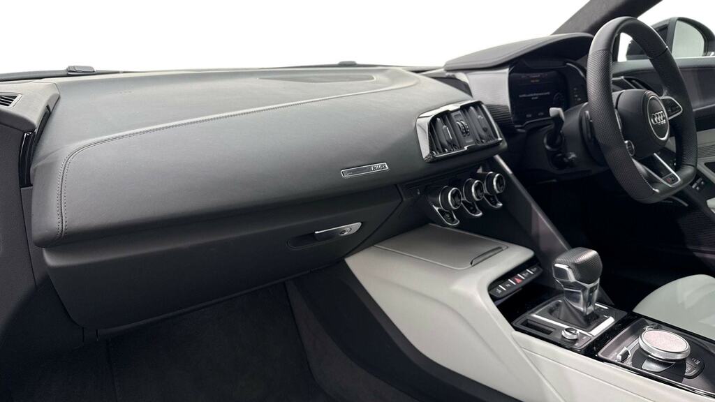 Audi R8 5.2 Fsi 570 V10 Performance Ed S Tronic Rwd Black #2