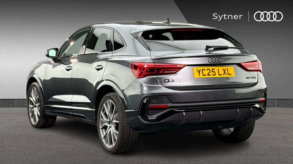 Audi Q3 35 Tfsi Black Edition S Tronic YC25LXL Grey #3