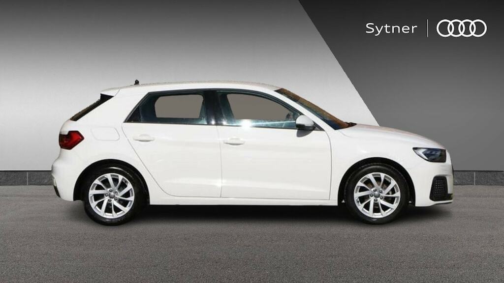 Audi A1 25 Tfsi Sport MA70XNH White #4