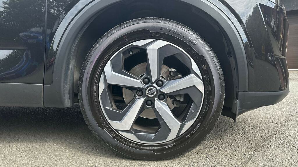 Nissan Qashqai 1.3 Dig-t Mh 158 N-connecta Xtronic PK71ZND Black #5