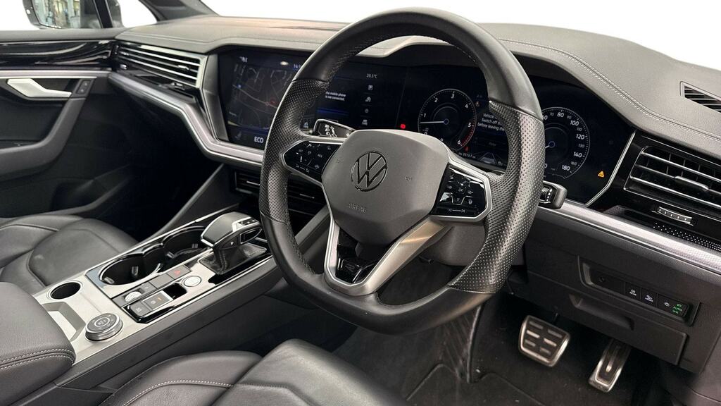 Volkswagen Touareg 3.0 V6 Tdi 4Motion R-line Tech Tip MK23UJB Black #6