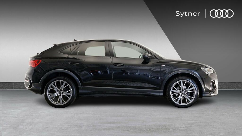 Audi Q3 35 Tfsi Black Edition Tech Pack EA23YVC Black #4