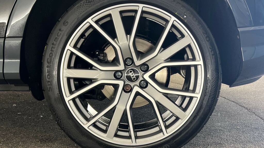 Audi Q3 35 Tfsi Black Edition Tech Pack EA23YVC Black #5