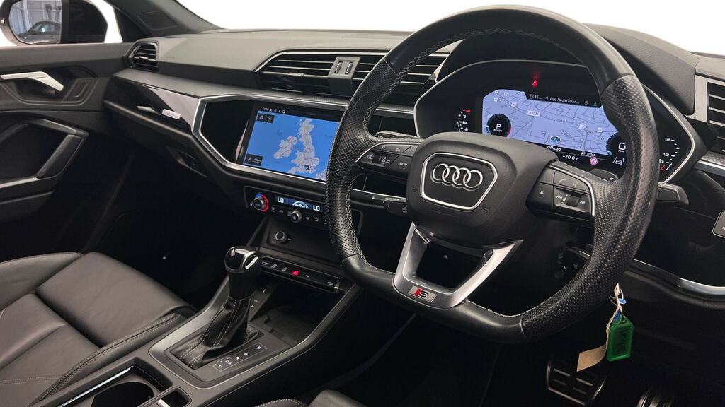 Audi Q3 35 Tfsi Black Edition Tech Pack EA23YVC Black #6