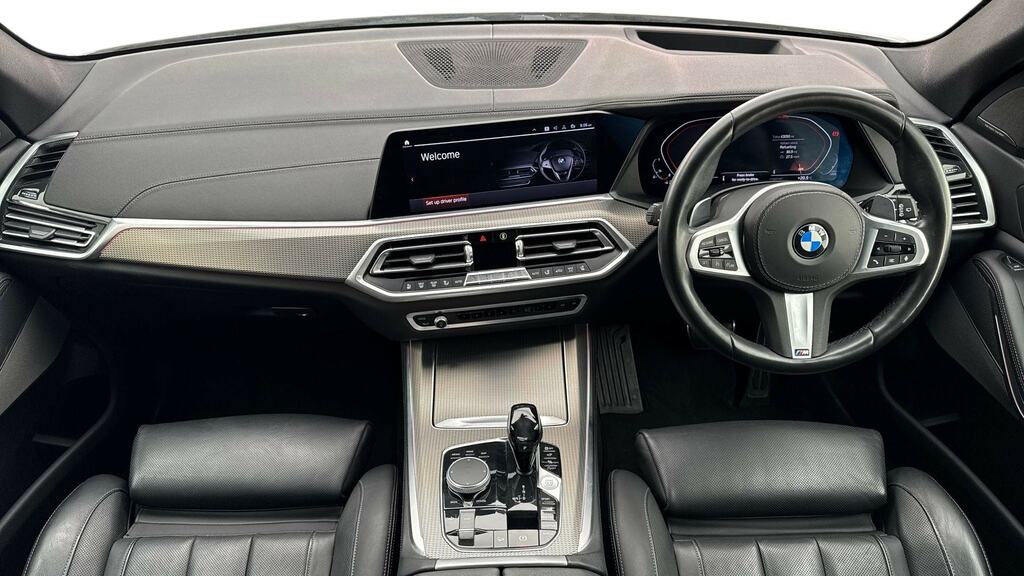 BMW X5 Xdrive40i M Sport Techpro Pack White #4