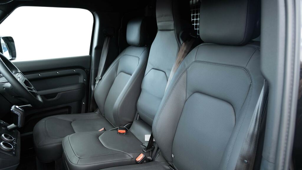 Land Rover Defender 110 3.0 D350 Hard Top X-dynamic Hse 3 Seat YK26BTY Black #4