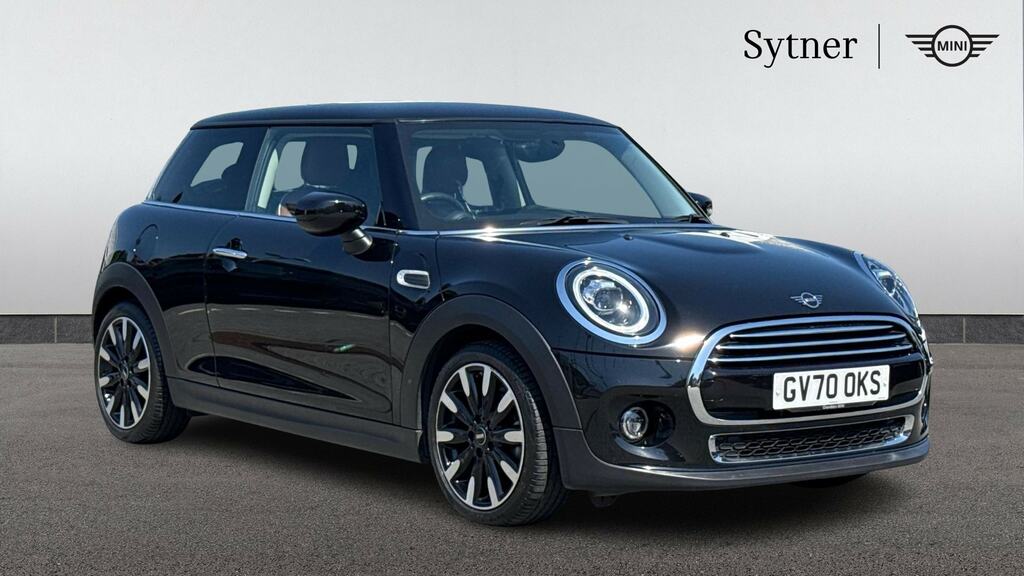 Mini Hatch 1.5 Cooper Exclusive II Comfortnav Pck Black