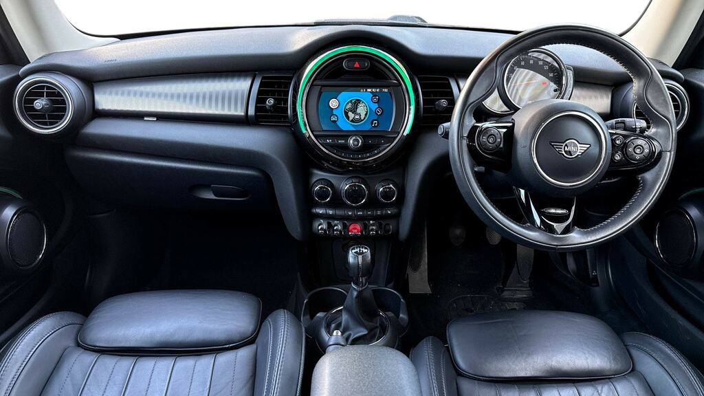 Mini Hatch 1.5 Cooper Exclusive II Comfort Pack EX69XRJ White #4