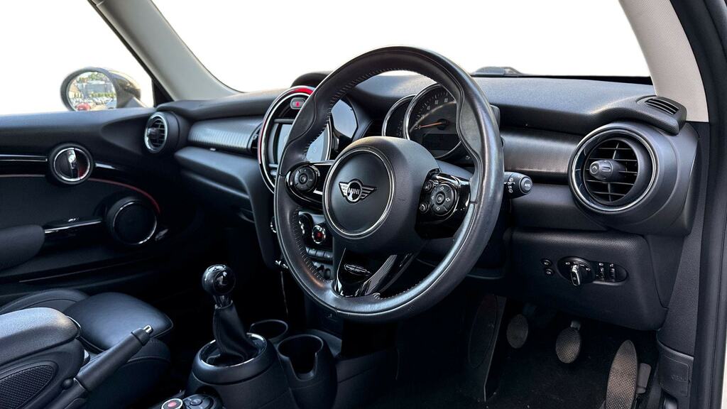 Mini Hatch 1.5 Cooper Exclusive II Comfort Pack EX69XRJ White #6