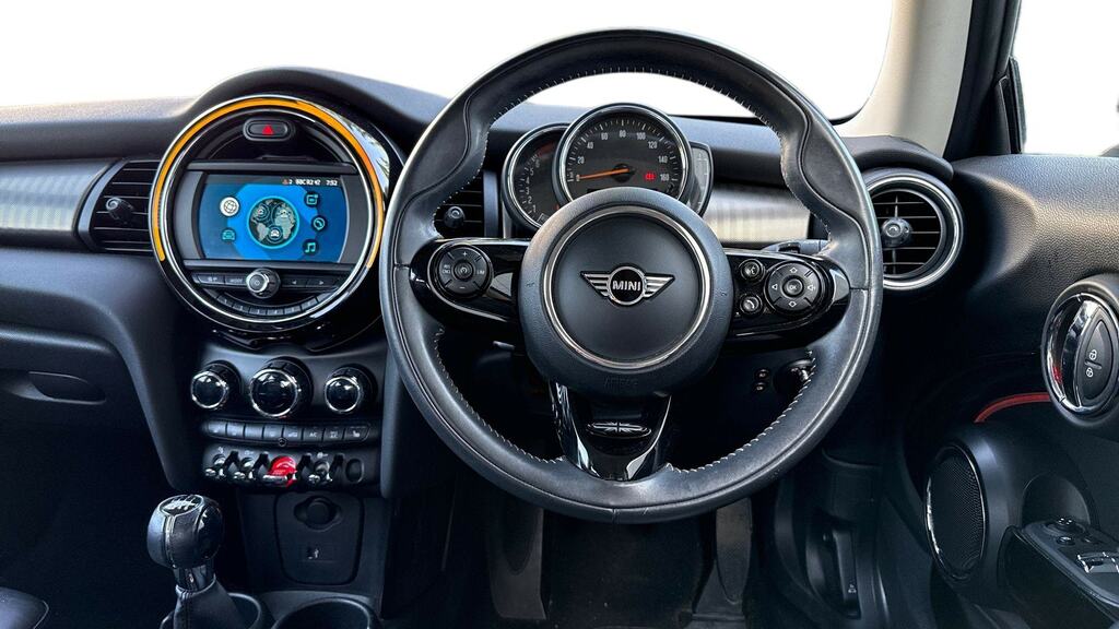 Mini Hatch 1.5 Cooper Exclusive II Comfort Pack EX69XRJ White #5