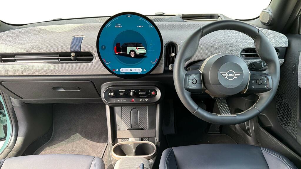 Mini Hatch 1.5 C Exclusive Level 2 YA25LLC Green #4