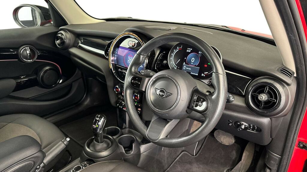 Mini Hatch 1.5 Cooper Classic Premium BK73WZE Red #6