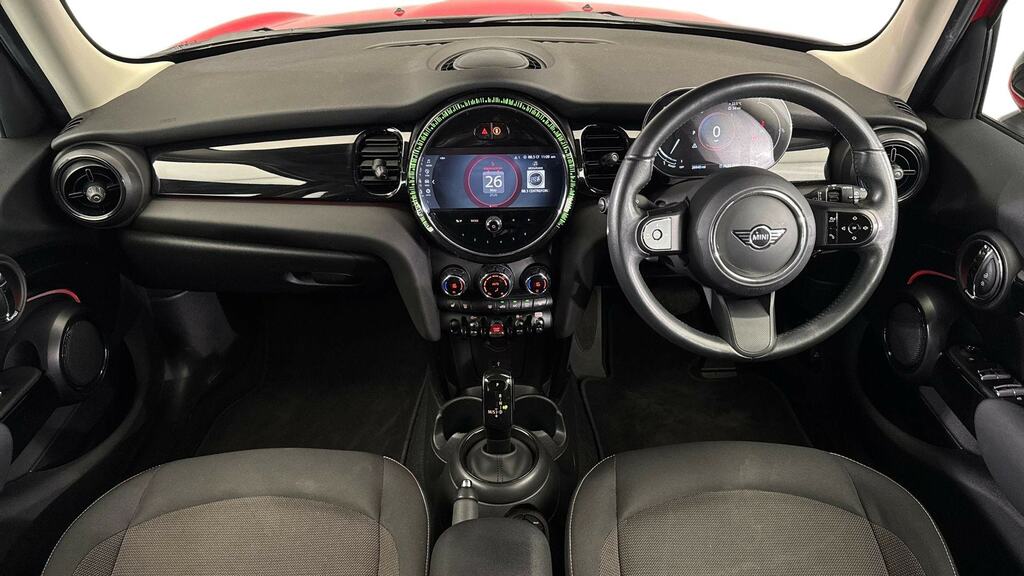 Mini Hatch 1.5 Cooper Classic Premium BK73WZE Red #4