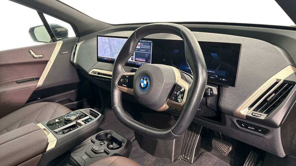 BMW iX 240Kw Xdrive40 M Sport 76.6Kwh PY23CEX Black #6