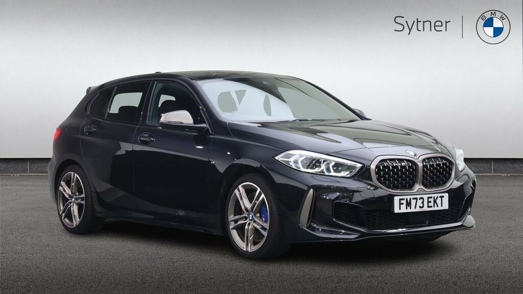 BMW 1 Series M135i Xdrive Step Black