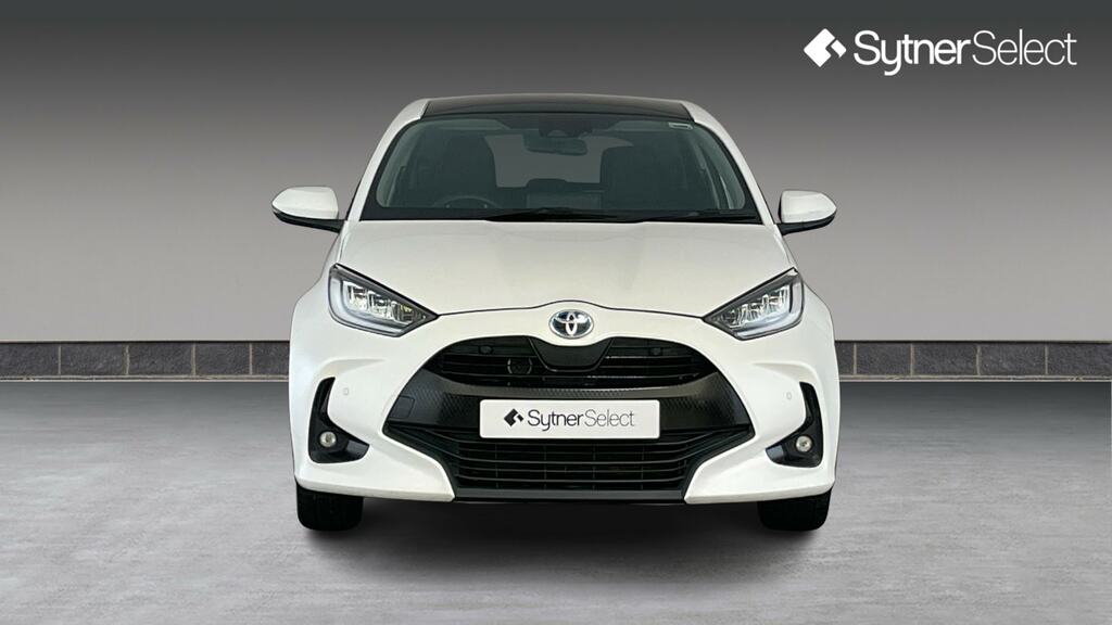 Toyota Yaris Cdx 5-Door Silver #4