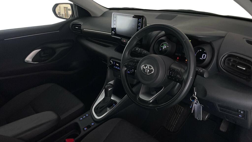 Toyota Yaris Cdx 5-Door Silver #9