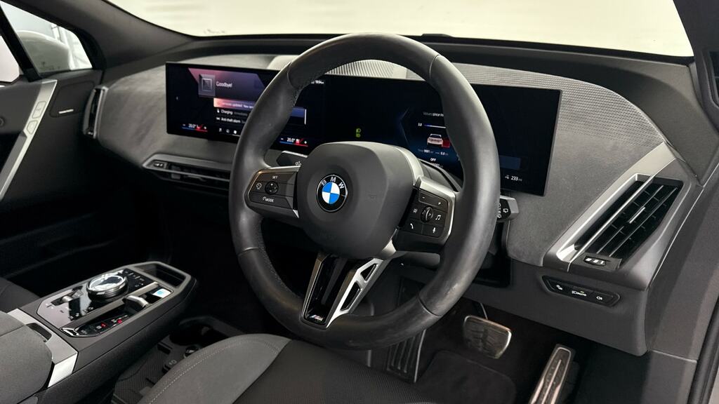 BMW iX 300Kw Xdrive45 M Sport 101Kwh Tech YE75GXH Grey #6