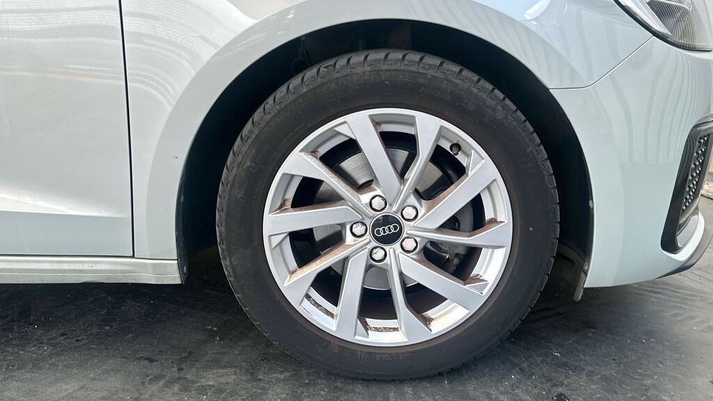 Audi A1 30 Tfsi 110 Sport YB72EEW Silver #5