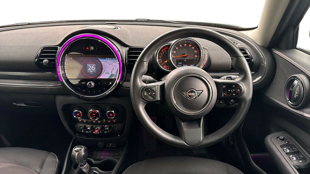 Mini Clubman 1.5 Cooper Classic 6Dr Comfortnav Pack FE22WRZ Green #5