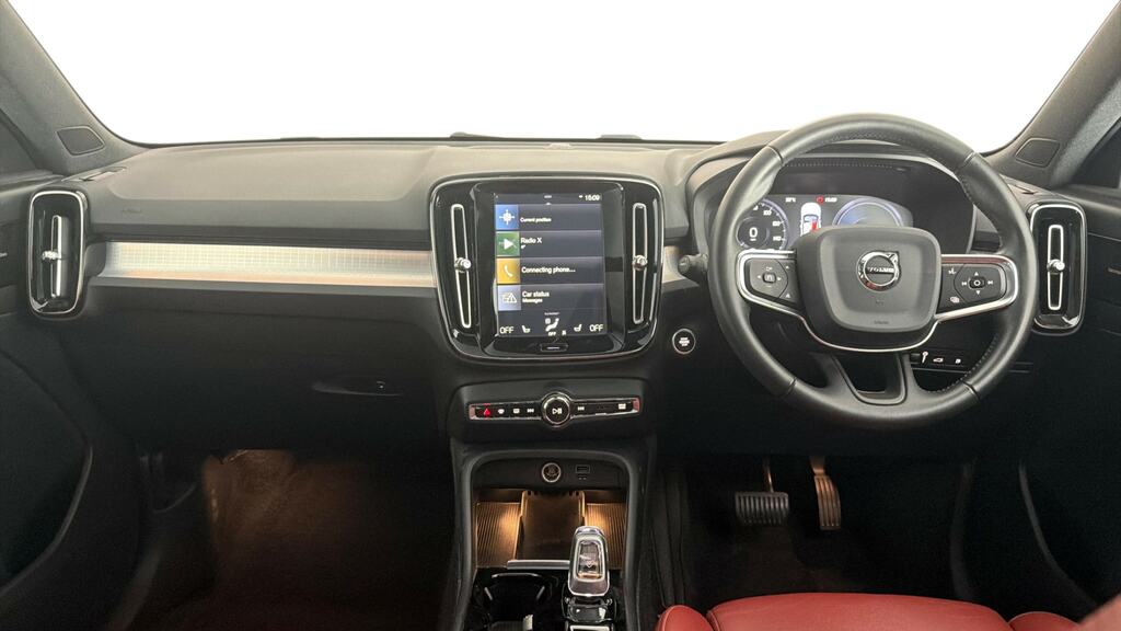 Volvo XC40 1.5 T5 262 Hybrid Inscription Pro Geartronic YR20BYD Black #6