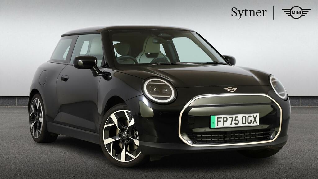 Mini Hatch 135Kw E Exclusive Level 1 41Kwh Black