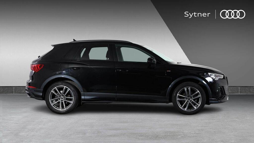 Audi Q3 35 Tfsi Black Edition Comfortsound Pack FL23GHN Black #4