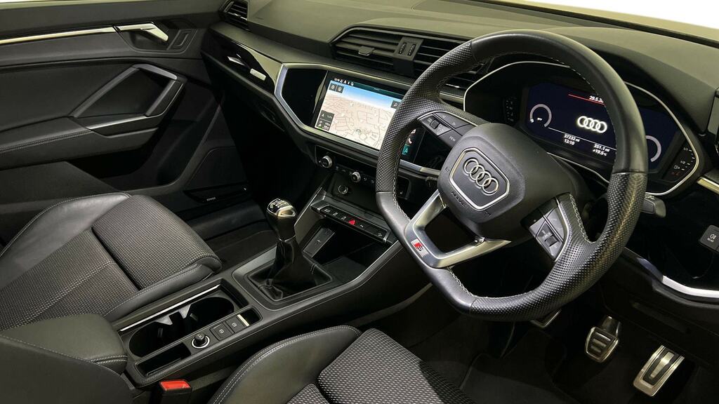 Audi Q3 35 Tfsi Black Edition Comfortsound Pack FL23GHN Black #6