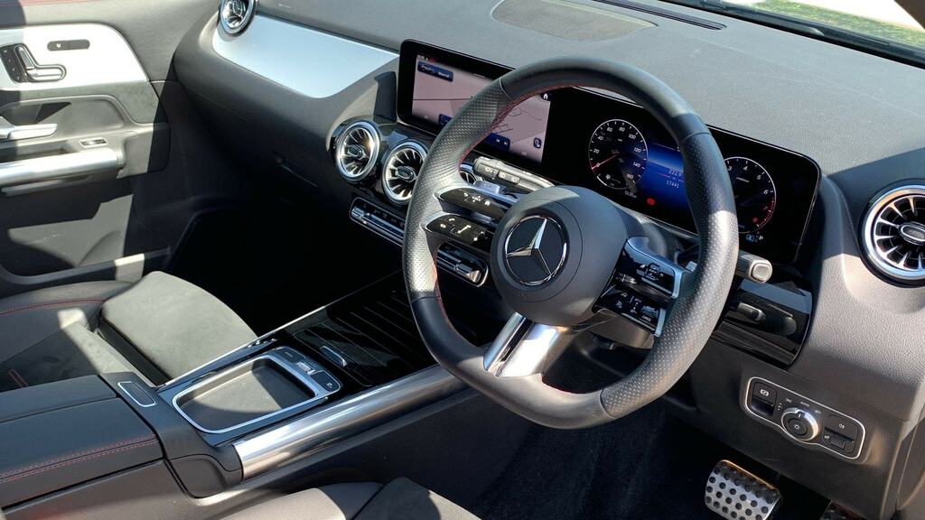 Mercedes-Benz GLA Class Gla 200 Amg Line Premium Plus HV24PZL Grey #3