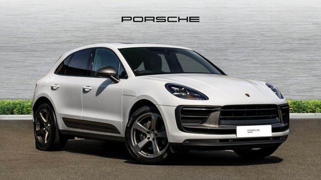 Porsche Macan T Pdk White