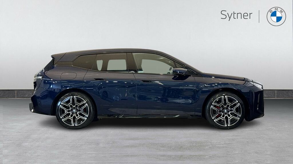 BMW iX 400Kw Xdrive60 M Sport 112Kwh Skylounge CF26NCD Blue #3