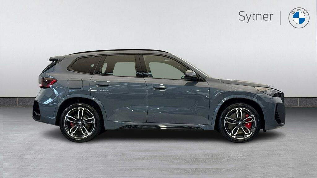 BMW iX1 150Kw Edrive20 Shadow Edition 65Kwh Blue #3