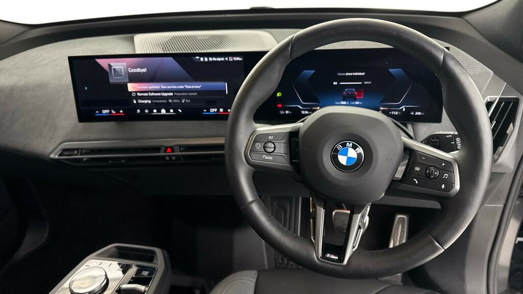 BMW iX 300Kw Xdrive45 M Sport 101Kwh Tech YB25ZNF Black #5